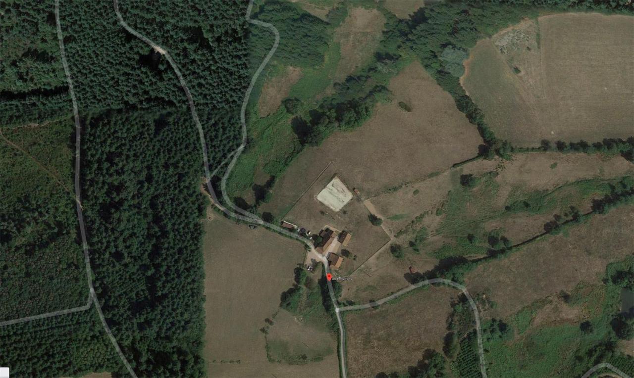 Les Perruchons Ancienne Grange Renovee Avec Soin Villa Ozolles Buitenkant foto