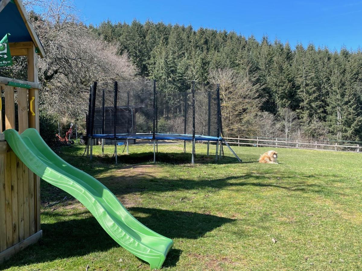 Les Perruchons Ancienne Grange Renovee Avec Soin Villa Ozolles Buitenkant foto